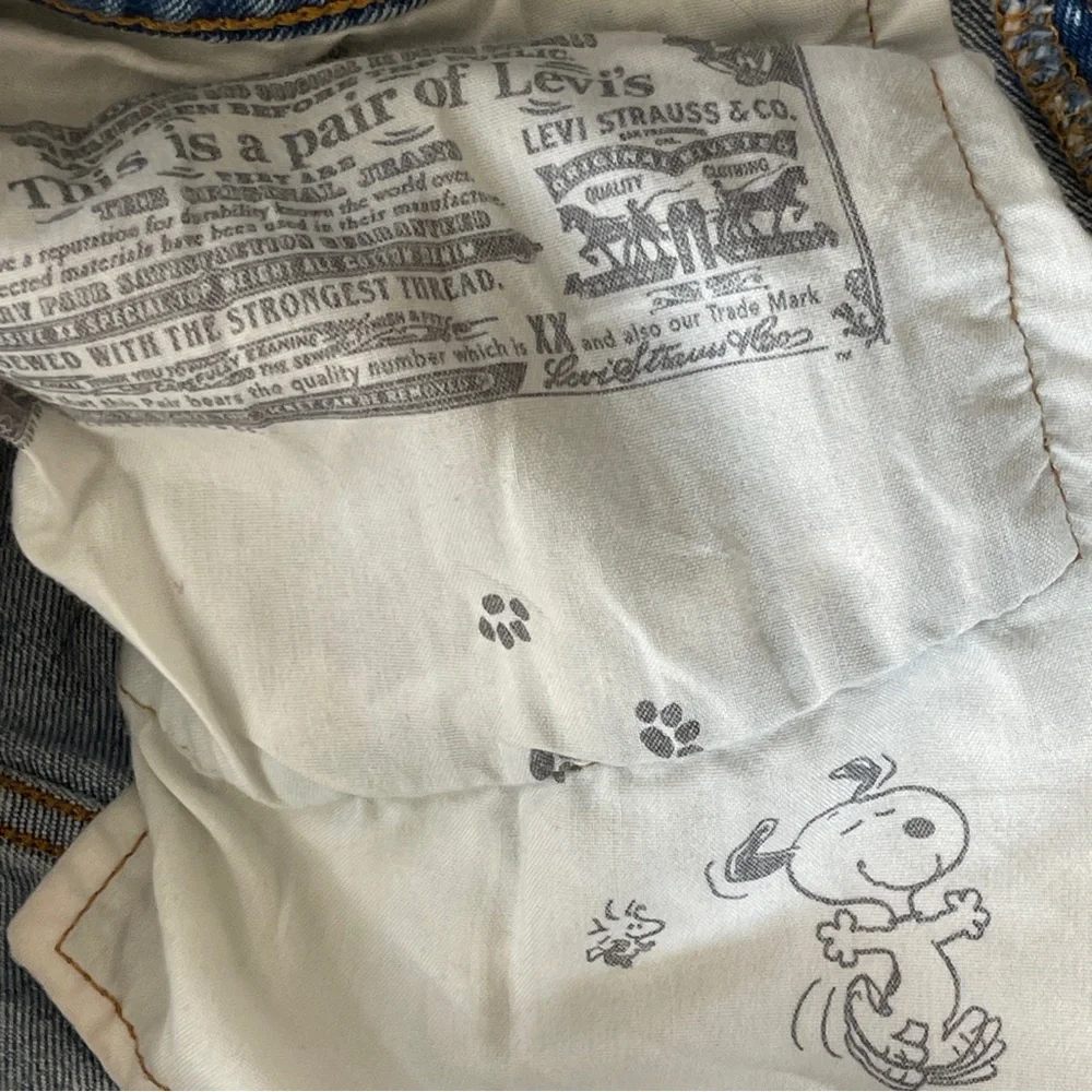 Levi's 501 Peanuts Denim Shorts Size 25 Snoopy Woodstock Button Fly Yellow Tab - Picture 11 of 11